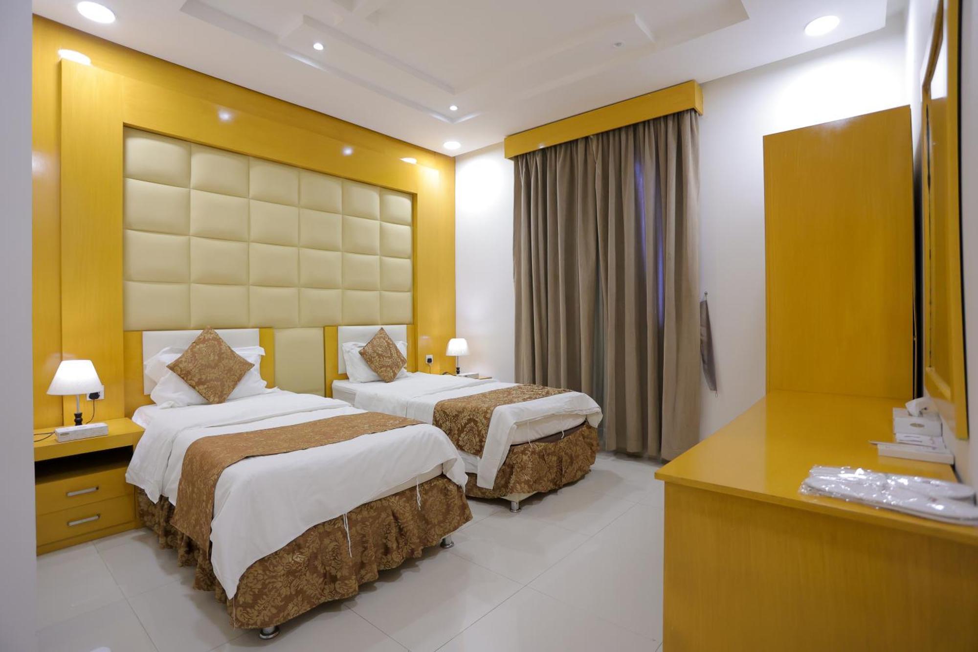 هوستا الملقا Aparthotel Рияд Екстериор снимка