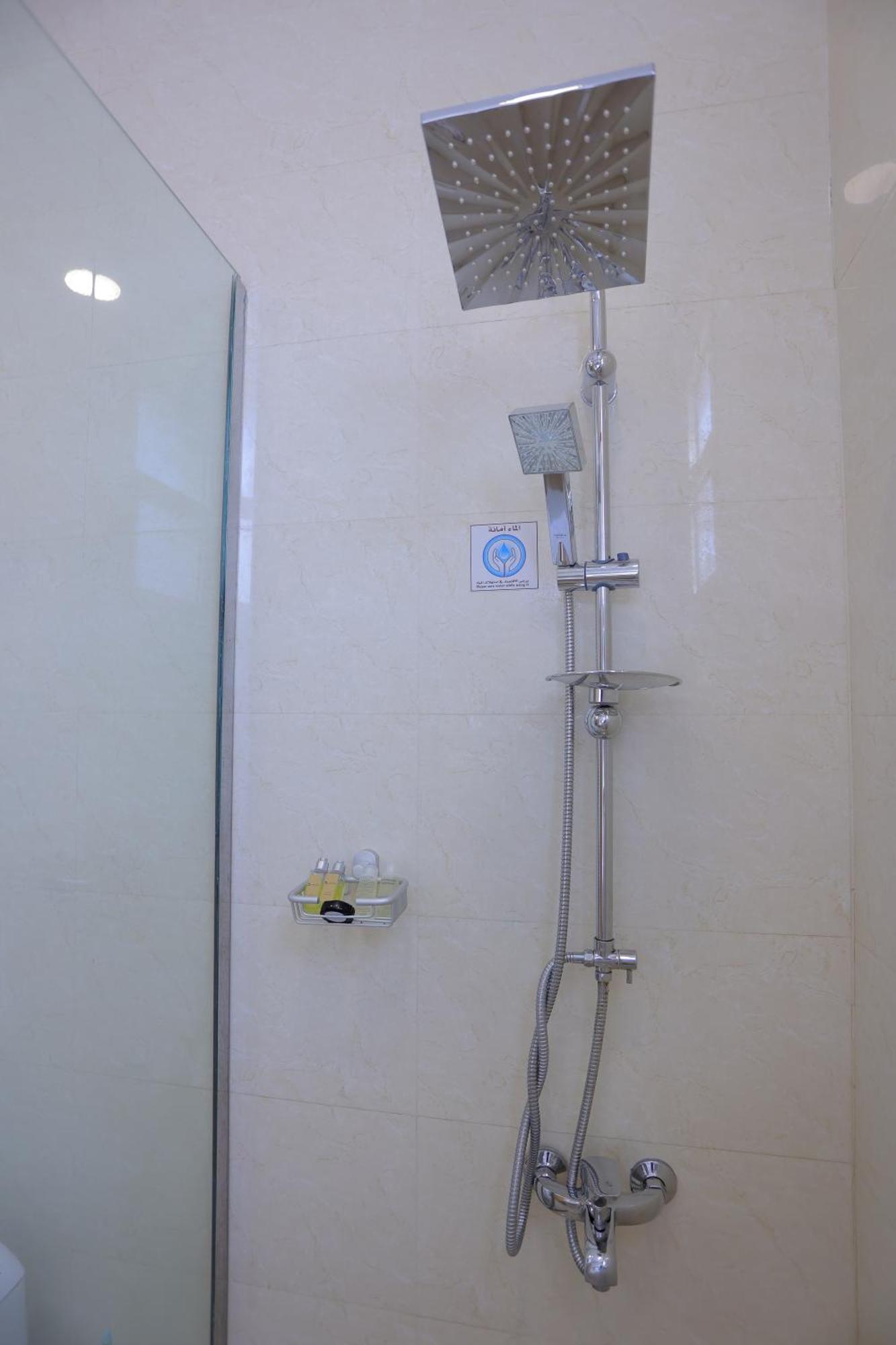 هوستا الملقا Aparthotel Рияд Екстериор снимка