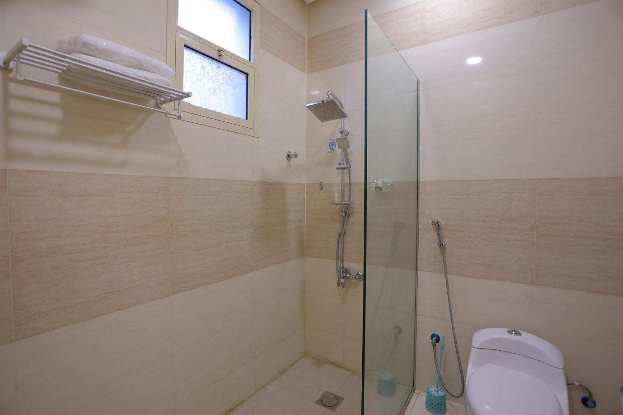 هوستا الملقا Aparthotel Рияд Екстериор снимка